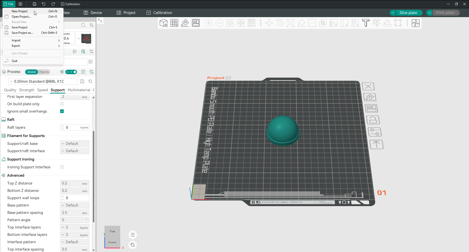 Um novo projeto em Orca Slicer com um modelo colocado na mesa de impressão
